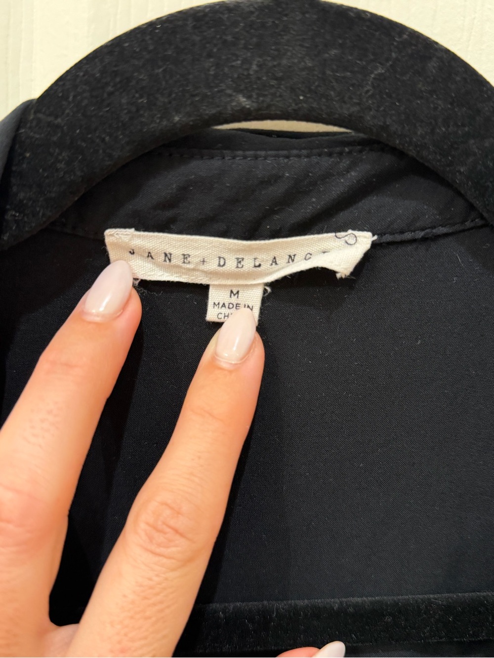 Black Womens Short-Sleeve Button Shirt with Front Tie - Picture 2 of 4